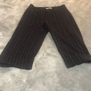 R & W plaid capris